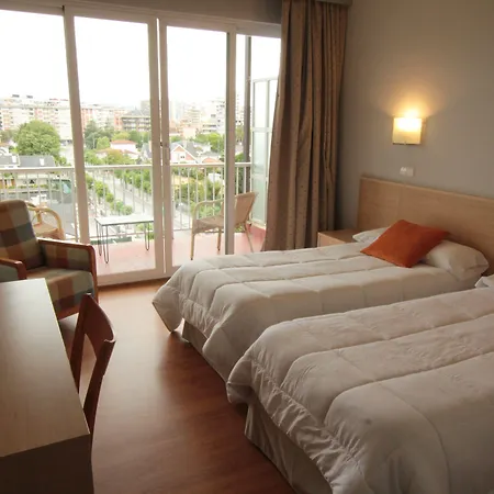 Hotell Cosmopol 3*