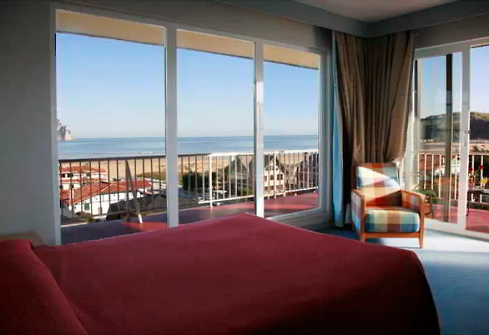 Cosmopol Ларедо