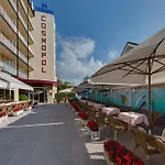 Cosmopol Laredo