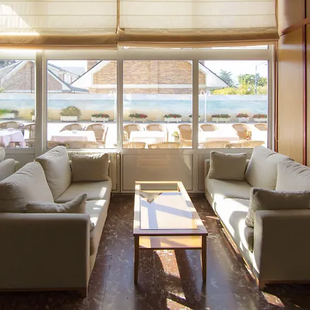 Hotel Cosmopol Laredo